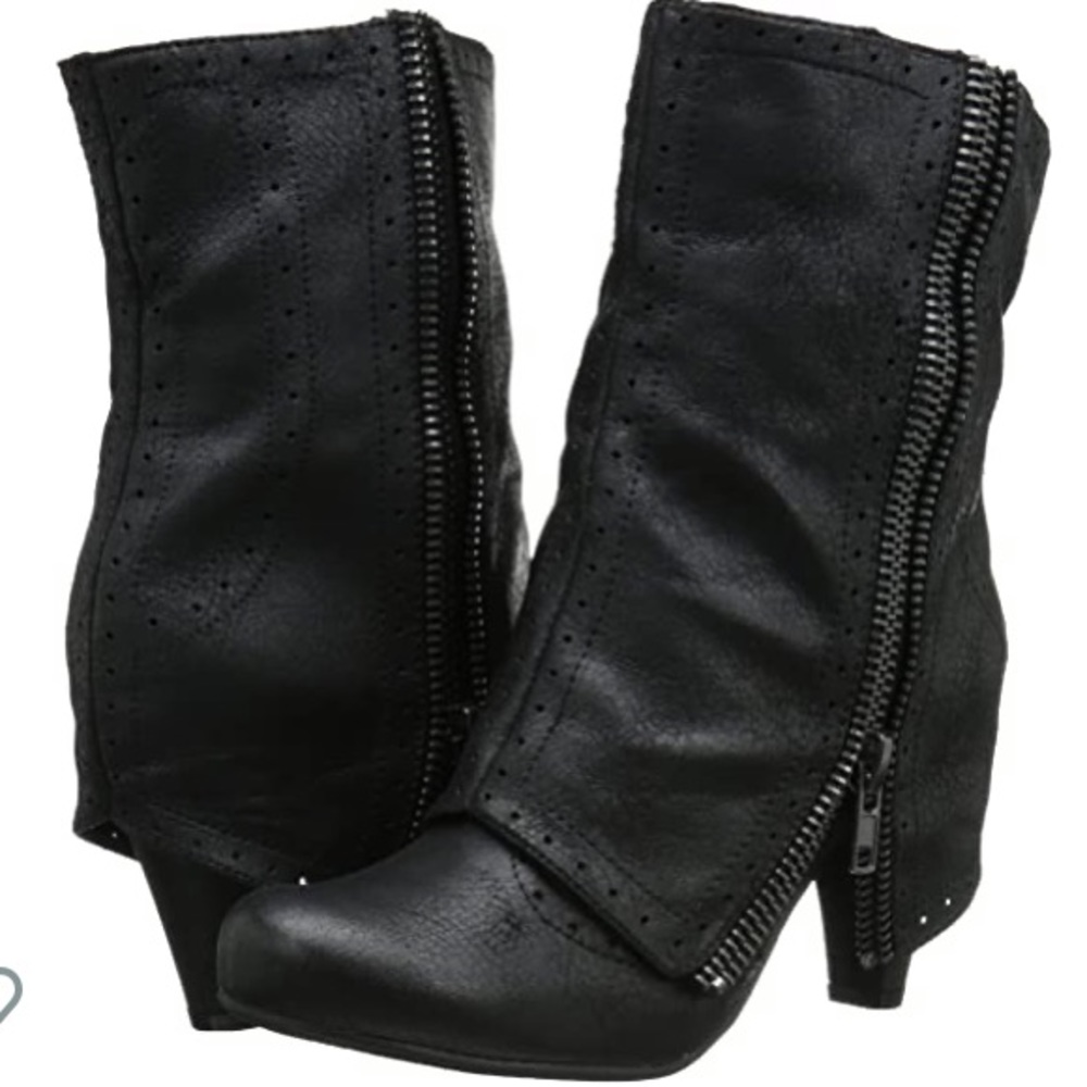 Not Rated - Zip That Lip Bootie